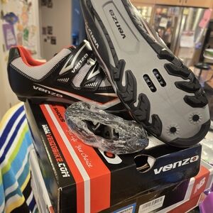 Venzo Black and Red Athletic Cycling Shoes